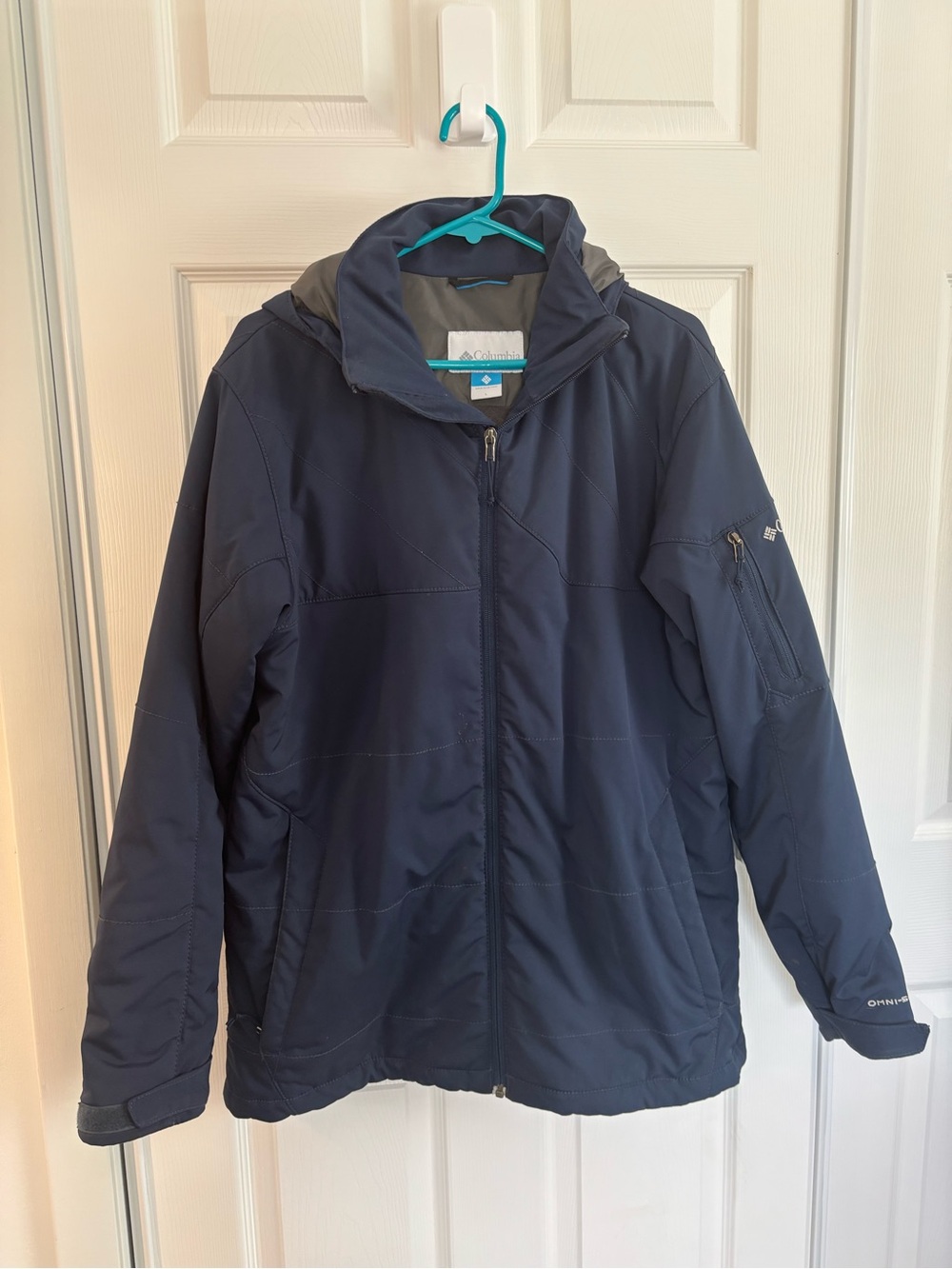 Columbia large Men's Navy Hooded Insulated Jacket